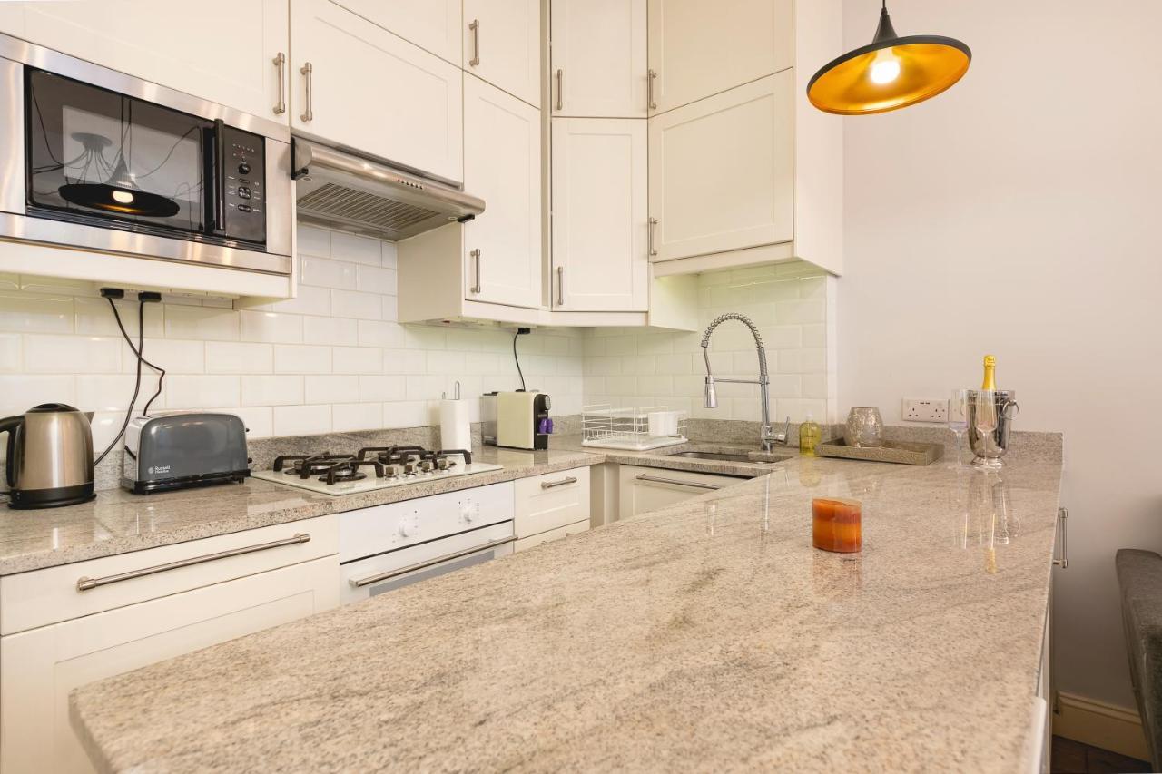 Penthousestays Notting Hill - Spacious 3 Bedroom King Bed Apartment - Near Portobello Road & Kensington High Street Londres Extérieur photo